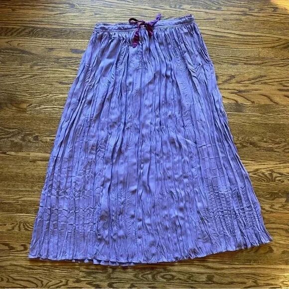 unbranded maxi skirt womens size 8 purple pleated crinkly fairy whimsy - Picture 1 of 4